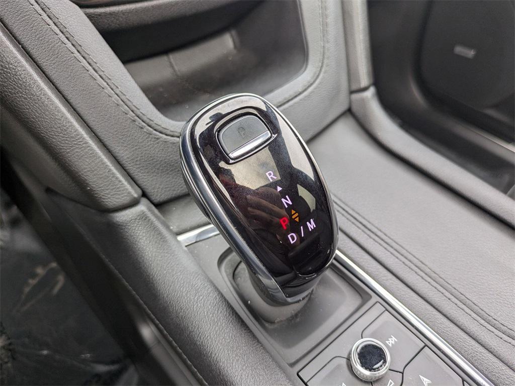 used 2024 Cadillac XT5 car, priced at $35,000