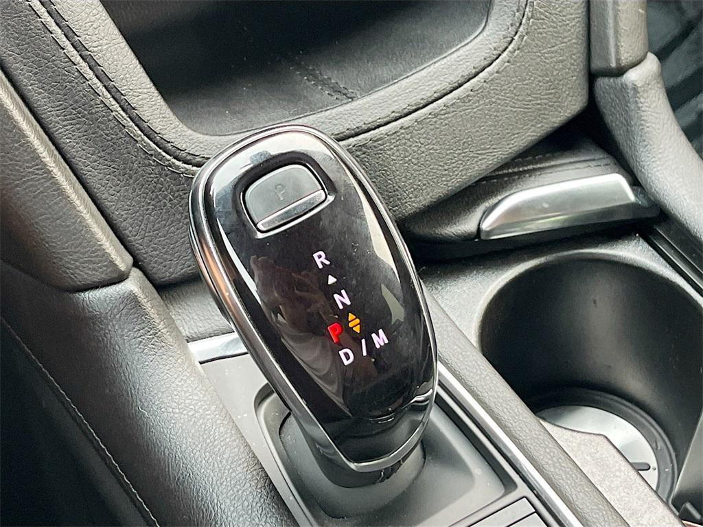 used 2024 Cadillac XT5 car, priced at $38,000