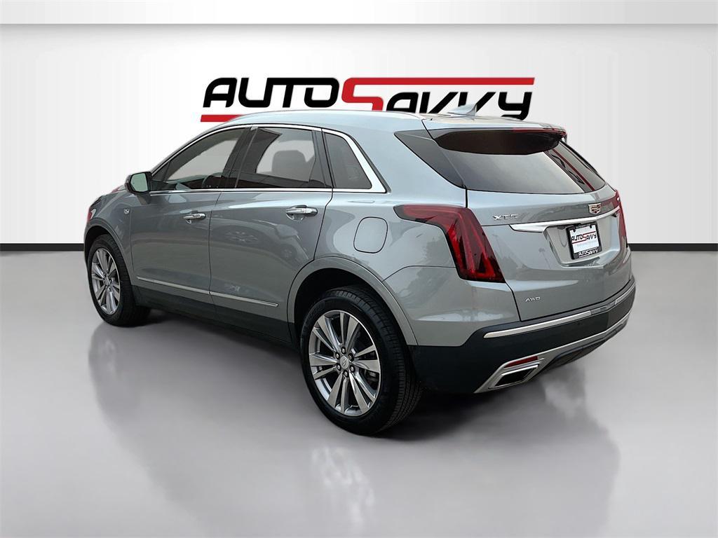 used 2024 Cadillac XT5 car, priced at $38,000