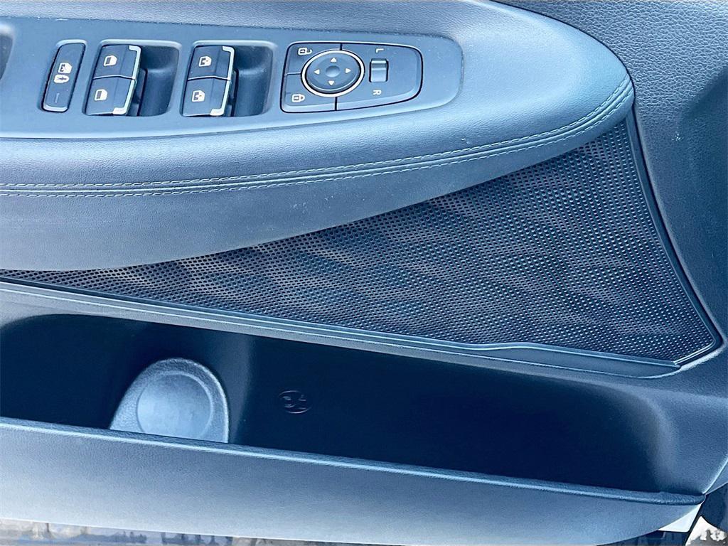 used 2023 Hyundai Santa Fe car, priced at $22,500