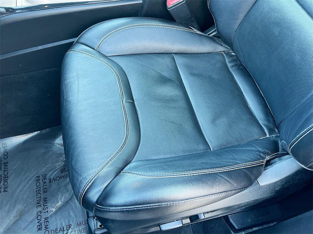 used 2022 Ford Explorer car, priced at $31,900