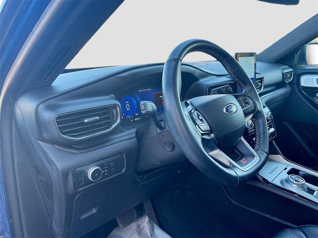 used 2022 Ford Explorer car, priced at $31,900