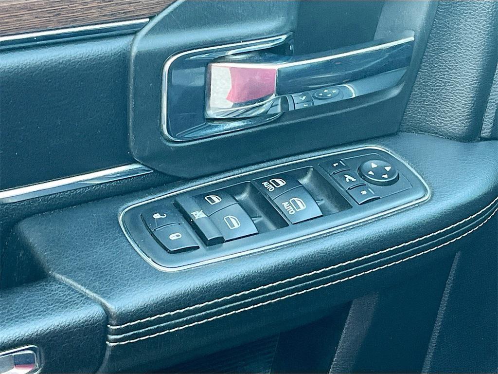 used 2018 Ram 2500 car, priced at $33,000