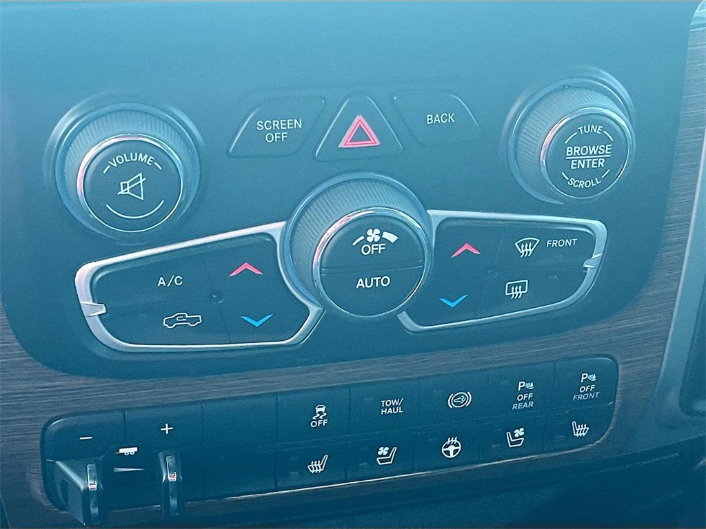 used 2018 Ram 2500 car, priced at $33,000