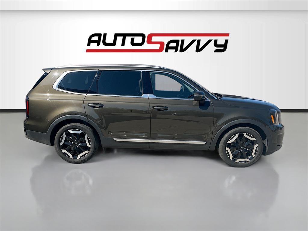 used 2024 Kia Telluride car, priced at $33,400