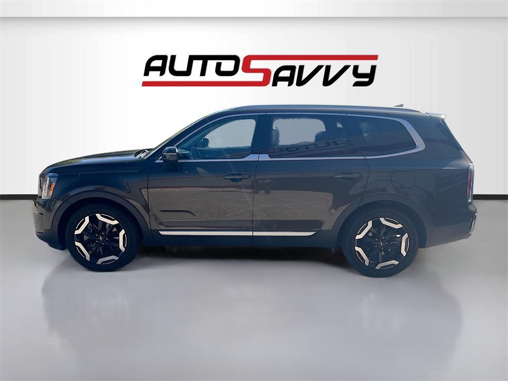 used 2024 Kia Telluride car, priced at $33,400