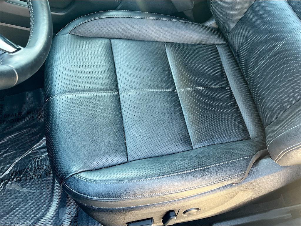 used 2024 Kia Telluride car, priced at $33,400