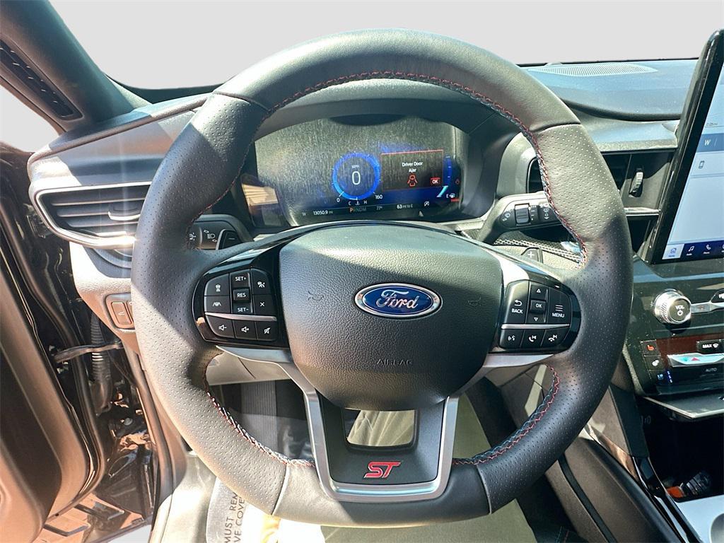 used 2023 Ford Explorer car, priced at $40,500