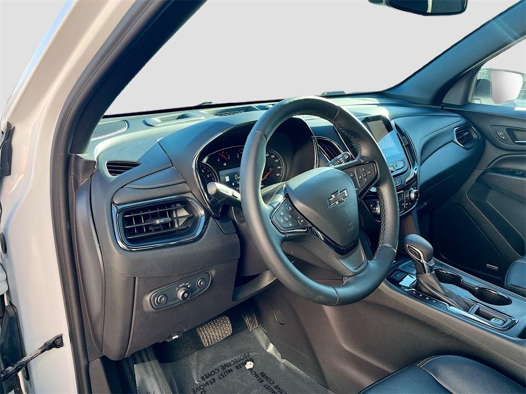 used 2024 Chevrolet Equinox car, priced at $26,400