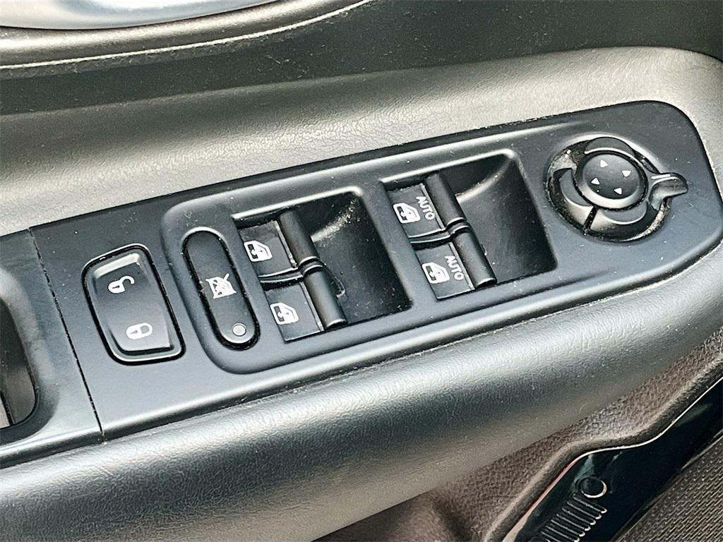 used 2019 Jeep Renegade car, priced at $13,300