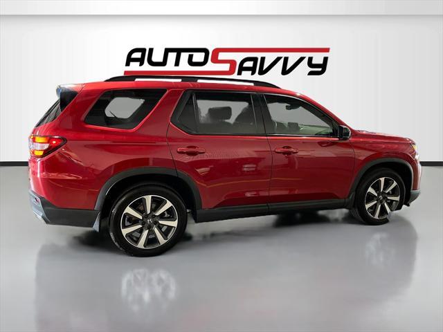 used 2025 Honda Pilot car, priced at $43,800