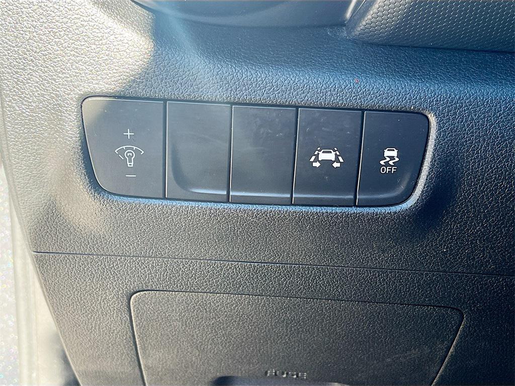 used 2020 Hyundai Kona car, priced at $15,300