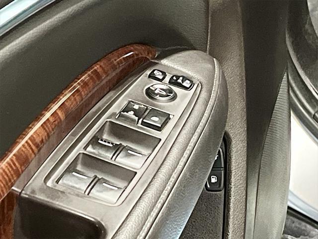 used 2017 Acura MDX car, priced at $18,000