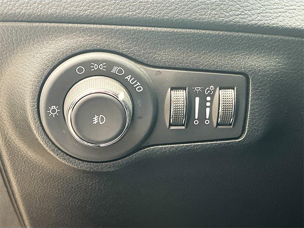 used 2021 Jeep Compass car, priced at $16,400