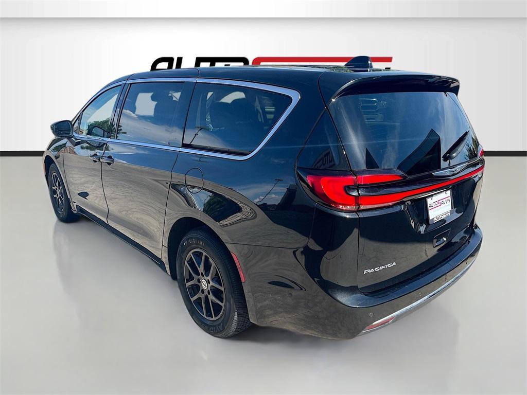 used 2023 Chrysler Pacifica car, priced at $24,200