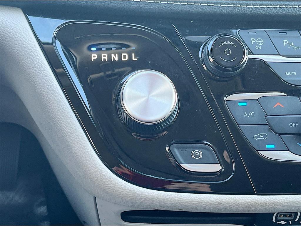 used 2023 Chrysler Pacifica car, priced at $24,200