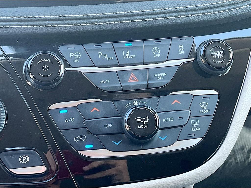 used 2023 Chrysler Pacifica car, priced at $24,200