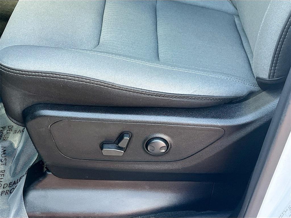 used 2022 Ram 1500 car, priced at $33,000