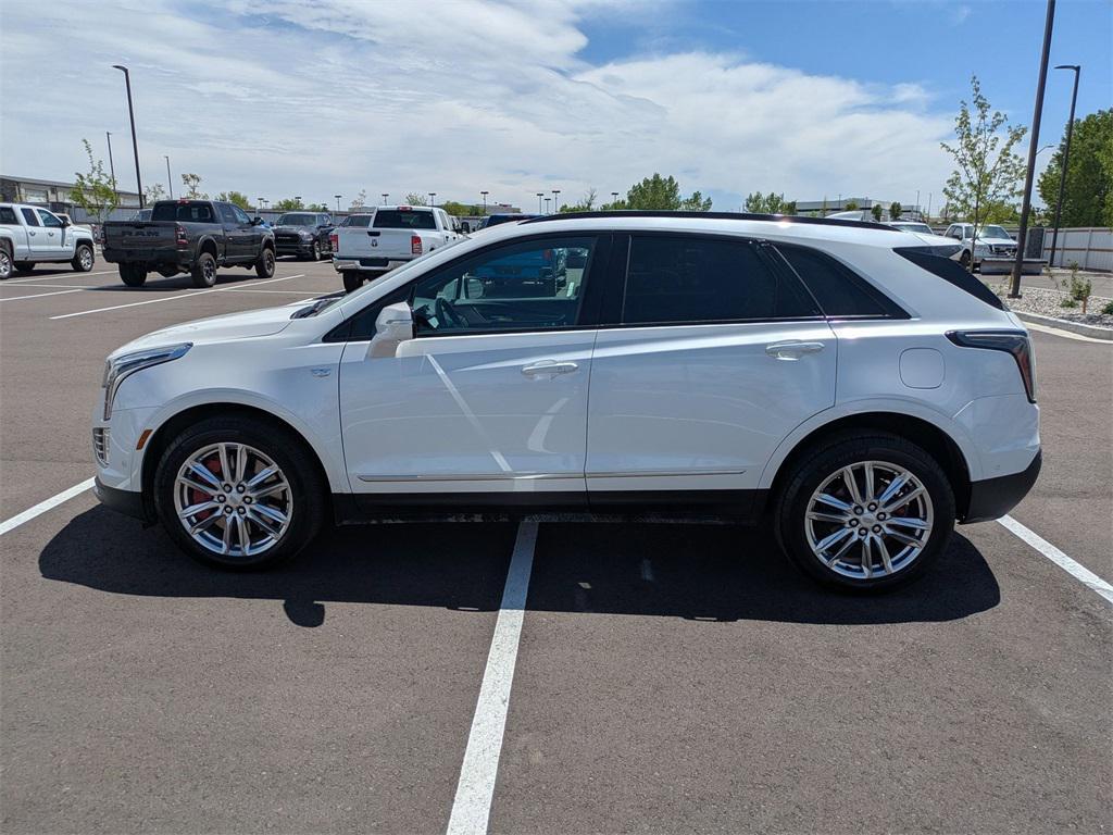 used 2022 Cadillac XT5 car, priced at $31,000