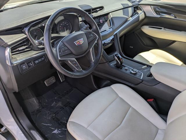 used 2022 Cadillac XT5 car, priced at $34,000