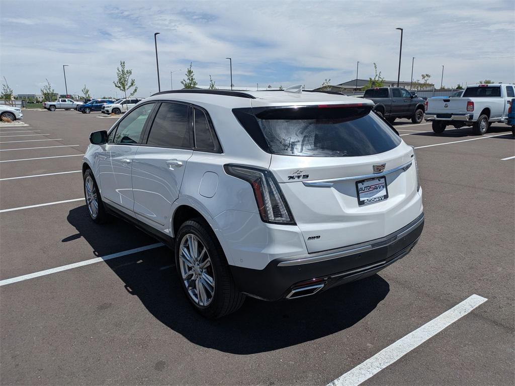 used 2022 Cadillac XT5 car, priced at $31,000