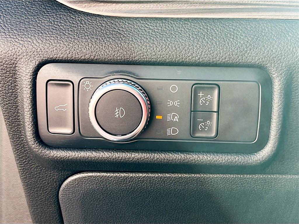 used 2022 Ford Explorer car, priced at $28,900