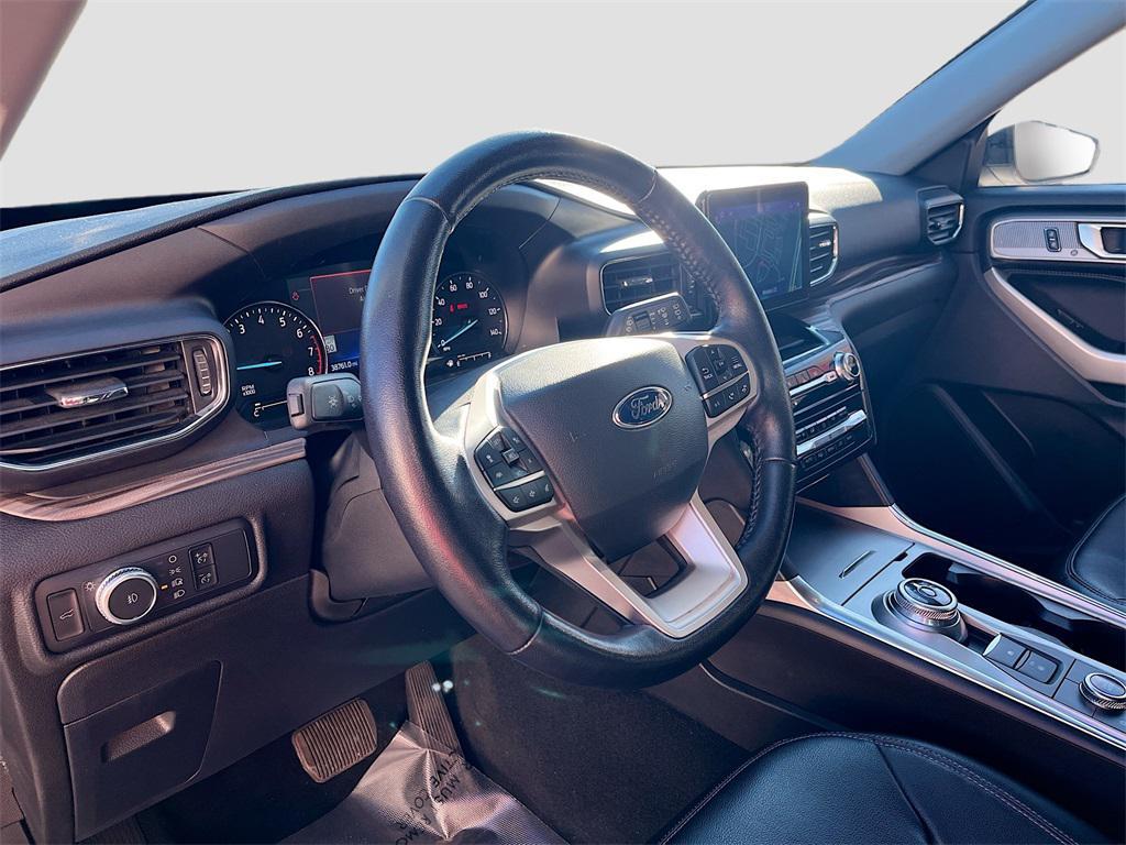 used 2022 Ford Explorer car, priced at $28,900