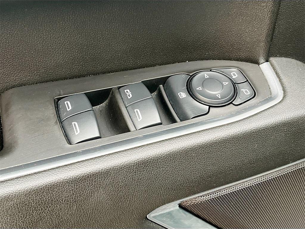 used 2024 Chevrolet Silverado 1500 car, priced at $35,400