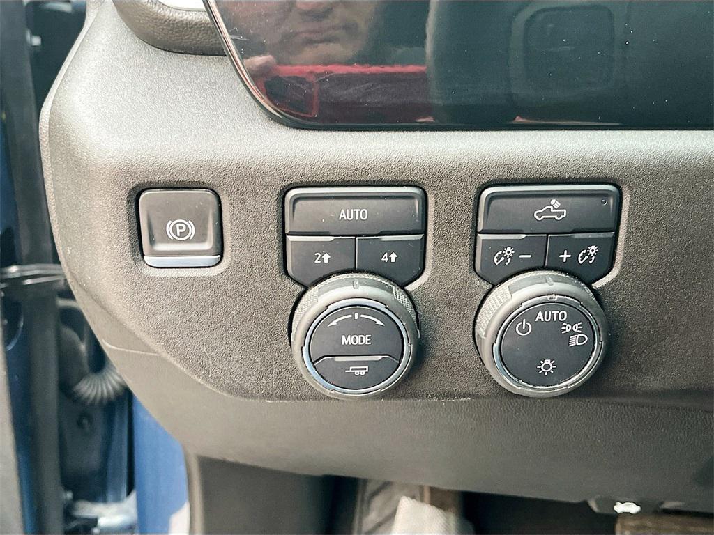 used 2024 Chevrolet Silverado 1500 car, priced at $35,400