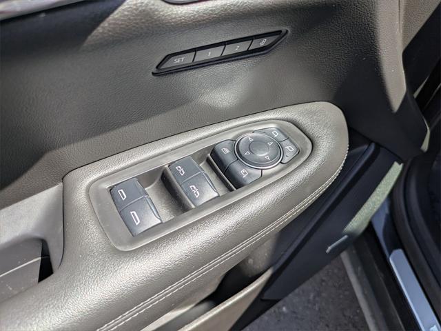 used 2023 Cadillac XT6 car, priced at $38,200