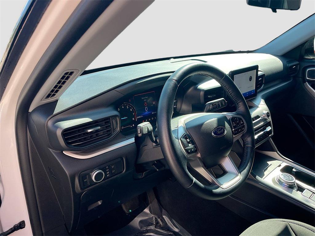 used 2022 Ford Explorer car, priced at $27,000
