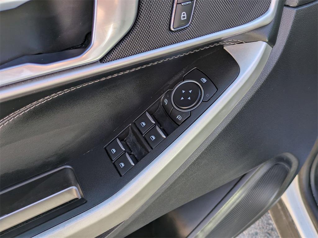 used 2022 Ford Explorer car, priced at $27,400