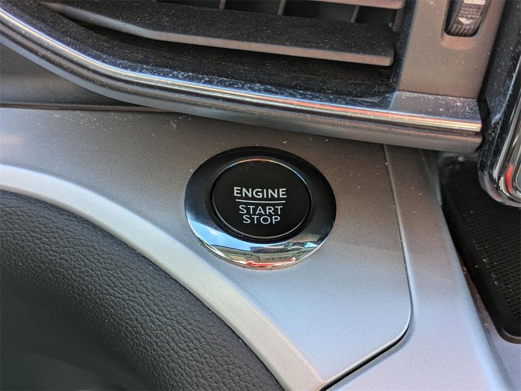 used 2022 Ford Explorer car, priced at $27,400