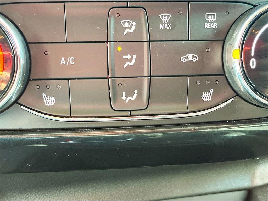 used 2024 Chevrolet TrailBlazer car, priced at $20,300