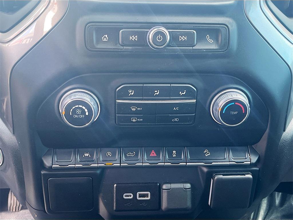 used 2025 Chevrolet Silverado 1500 car, priced at $39,600