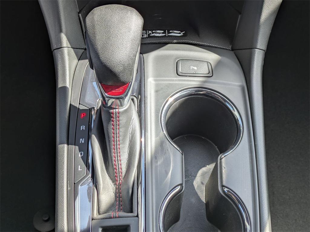 used 2024 Chevrolet Equinox car, priced at $23,400