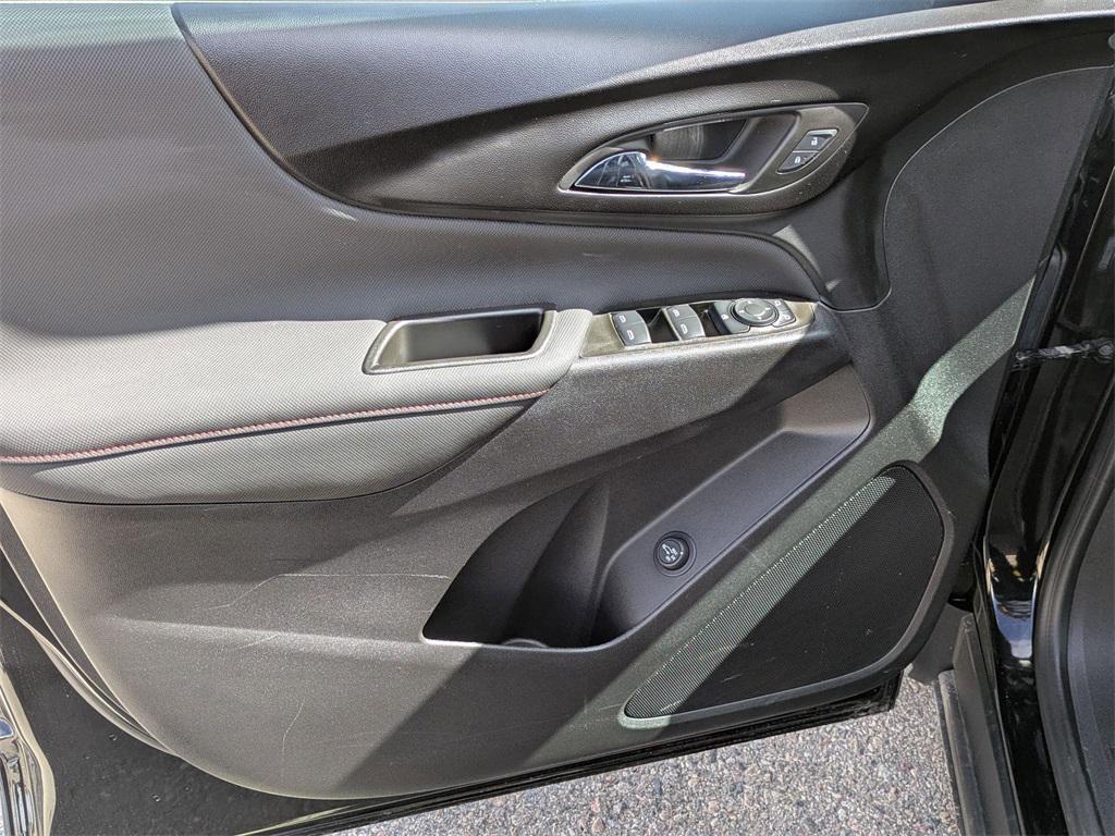 used 2024 Chevrolet Equinox car, priced at $23,400