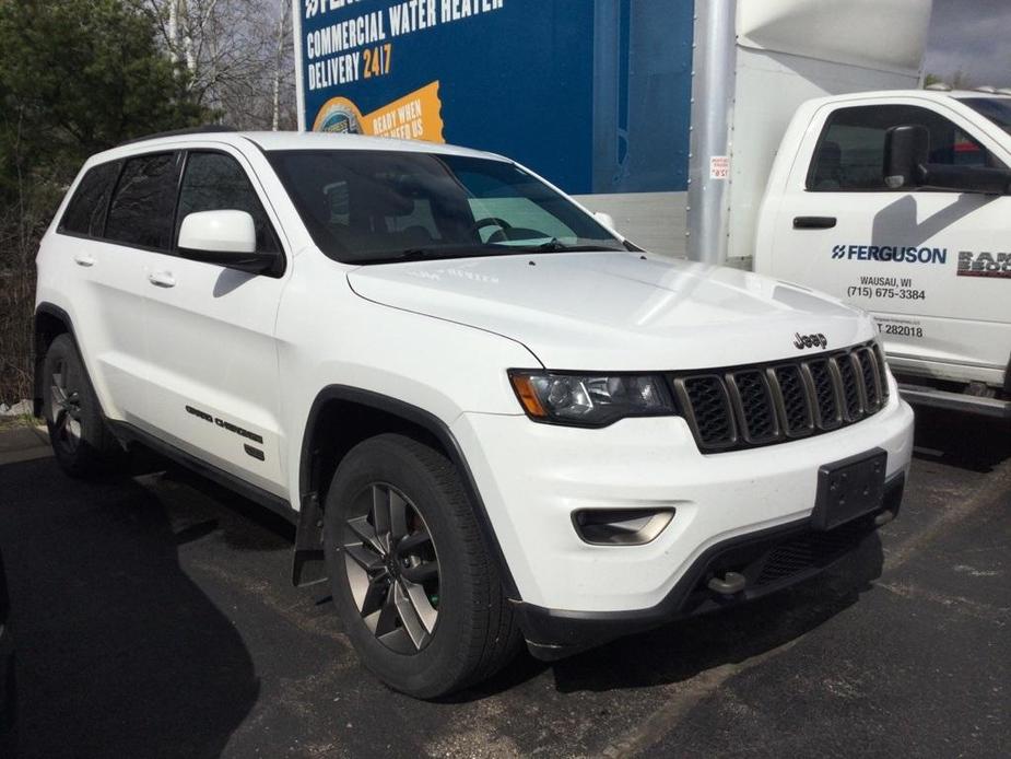 used 2016 Jeep Grand Cherokee car, priced at $19,590
