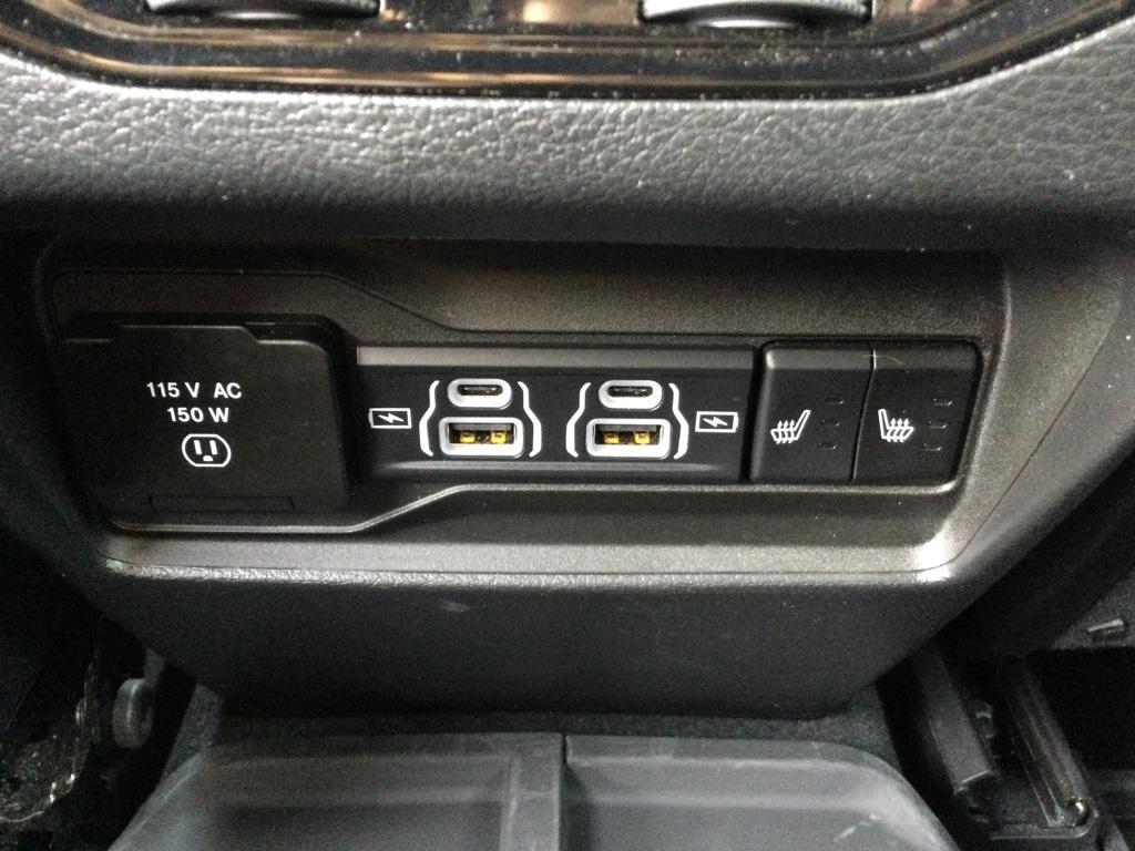 used 2023 Jeep Grand Cherokee car, priced at $40,590