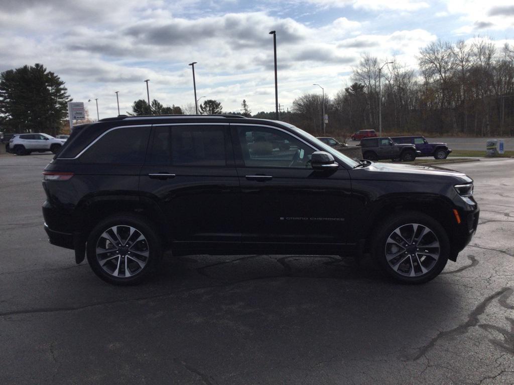 used 2023 Jeep Grand Cherokee car, priced at $40,590