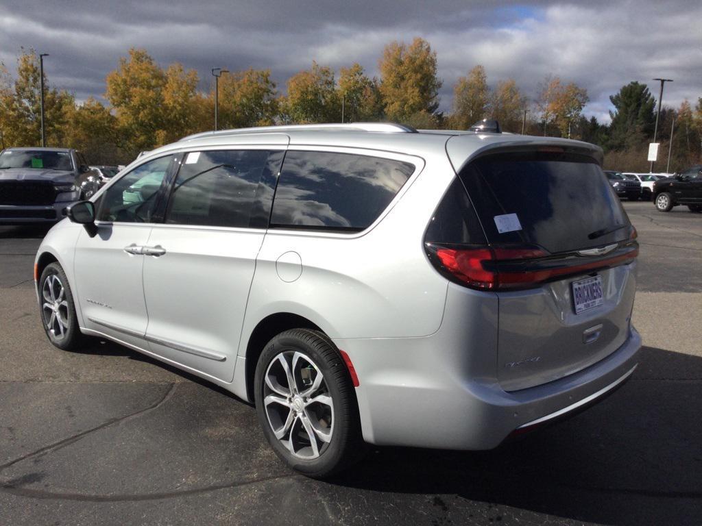 new 2026 Chrysler Pacifica car, priced at $55,952