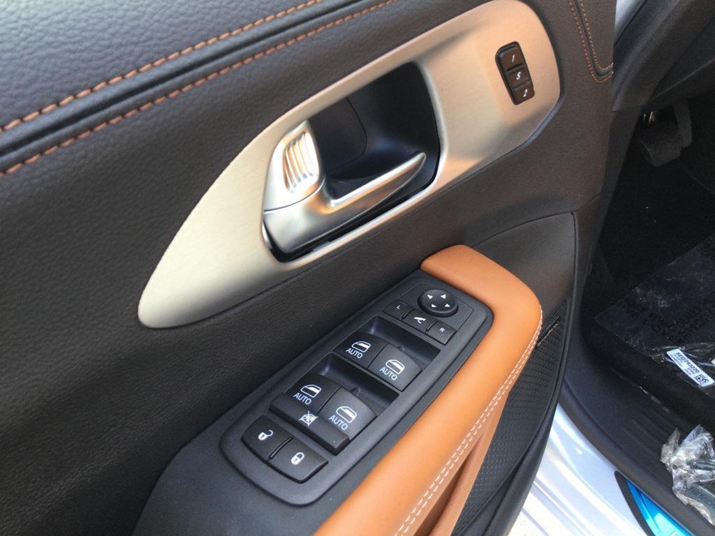 new 2026 Chrysler Pacifica car, priced at $55,952