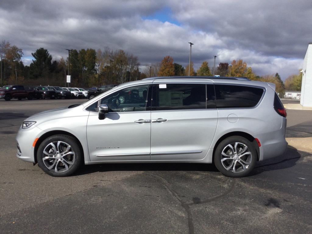 new 2026 Chrysler Pacifica car, priced at $55,952