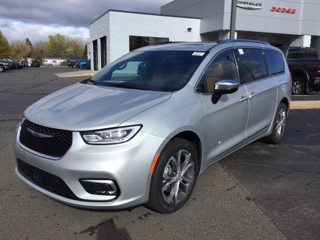 new 2026 Chrysler Pacifica car, priced at $55,952
