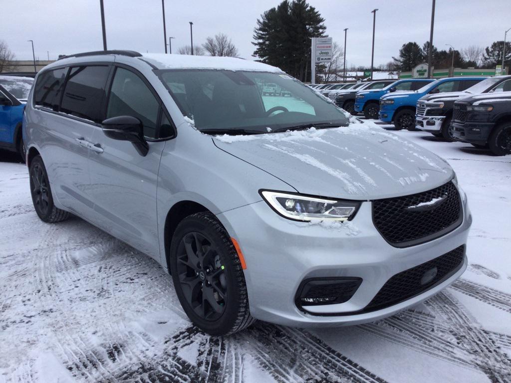 new 2026 Chrysler Pacifica car, priced at $50,570
