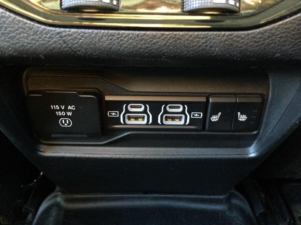 used 2023 Jeep Grand Cherokee car, priced at $28,590