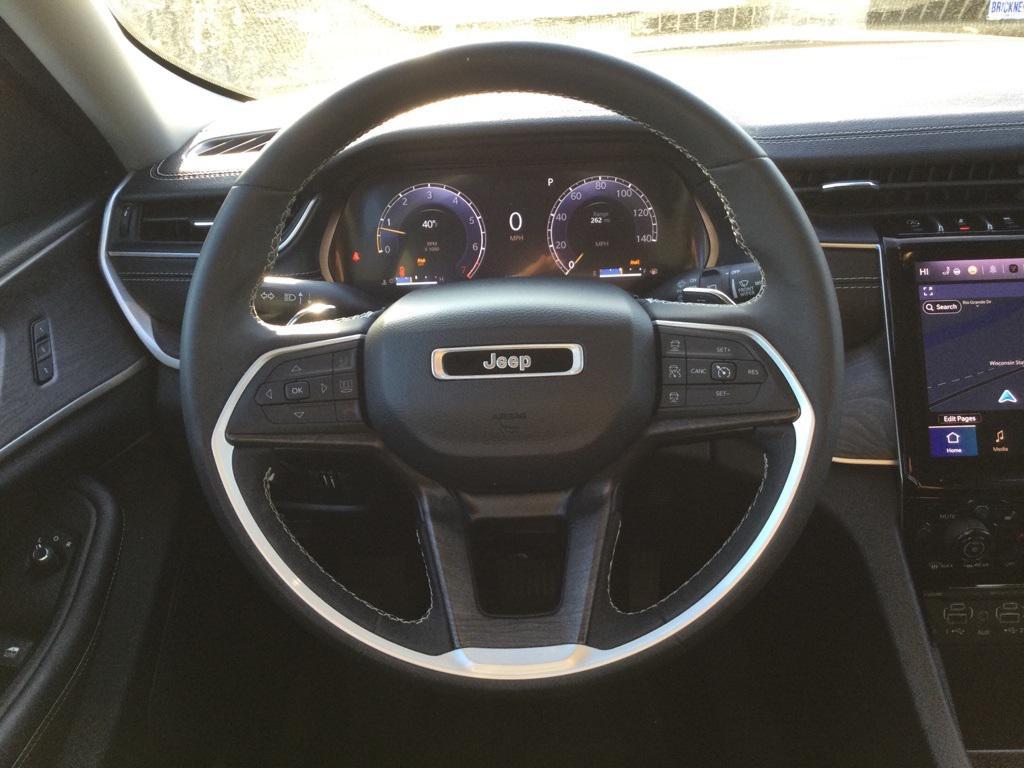 used 2023 Jeep Grand Cherokee car, priced at $28,590