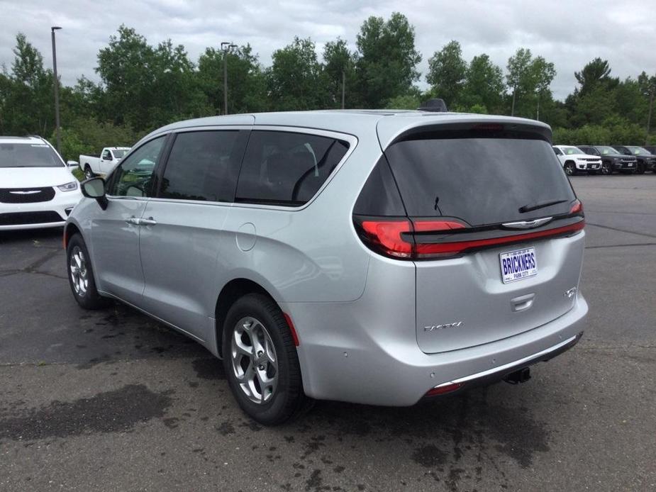 new 2024 Chrysler Pacifica car, priced at $55,505