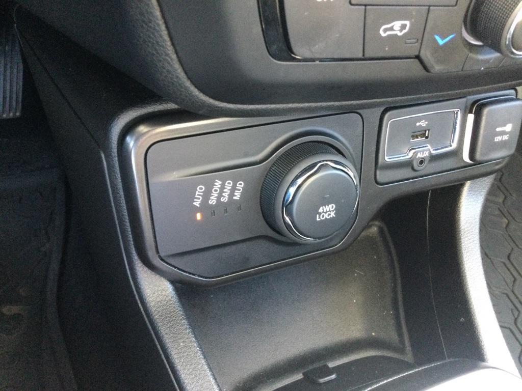used 2020 Jeep Renegade car, priced at $18,790