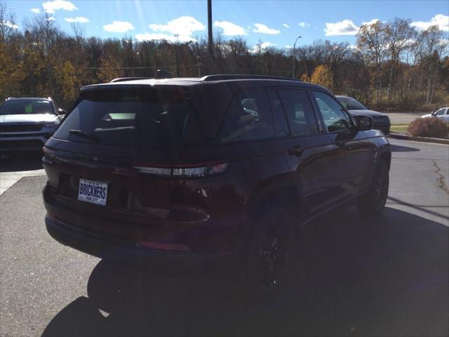 new 2025 Jeep Grand Cherokee car, priced at $46,025